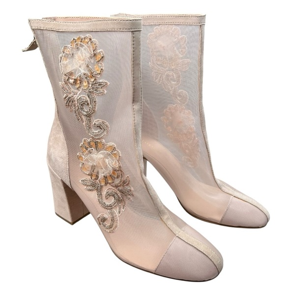 Avec Les Filles A Story Told By Azria Reagan Close Toe Mid-Calf Ankle Boot In 9M - Picture 2 of 7